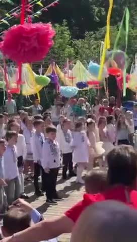 Останній дзвоник — момент 2